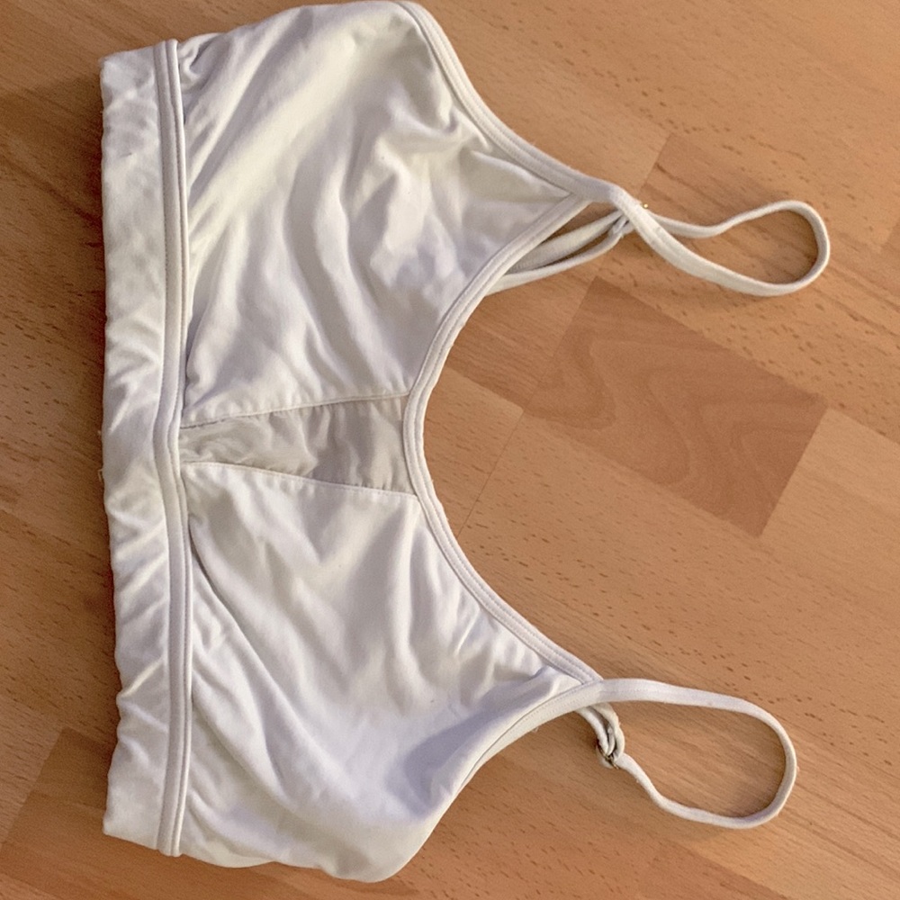 Liquido sports bra
